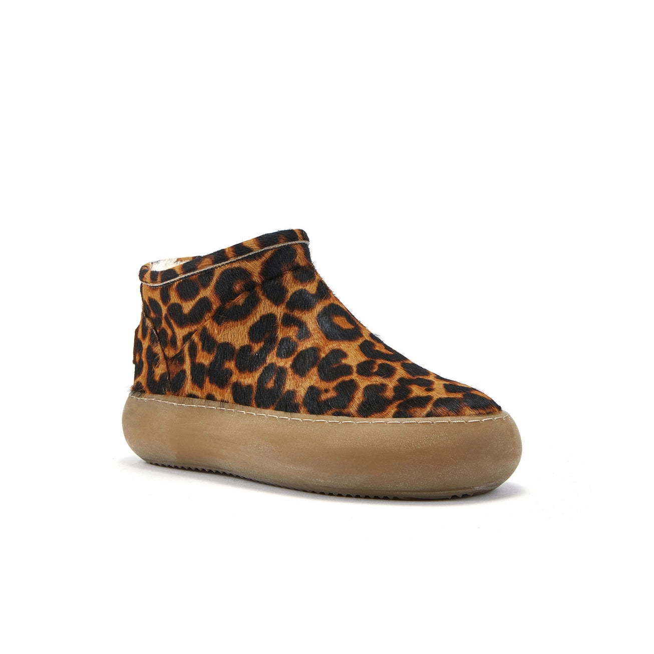 VEOBELLA Erik, Leopard print chukka boot, front view