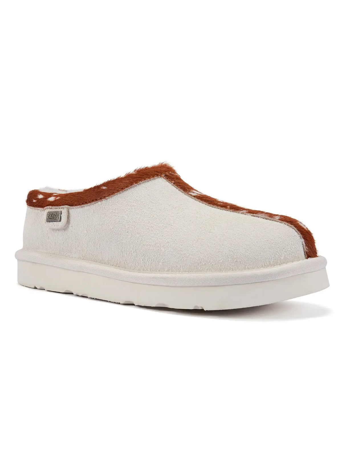 VEOBELLA Harlow, Cream Bambi Trim print moccasin clog, angle view