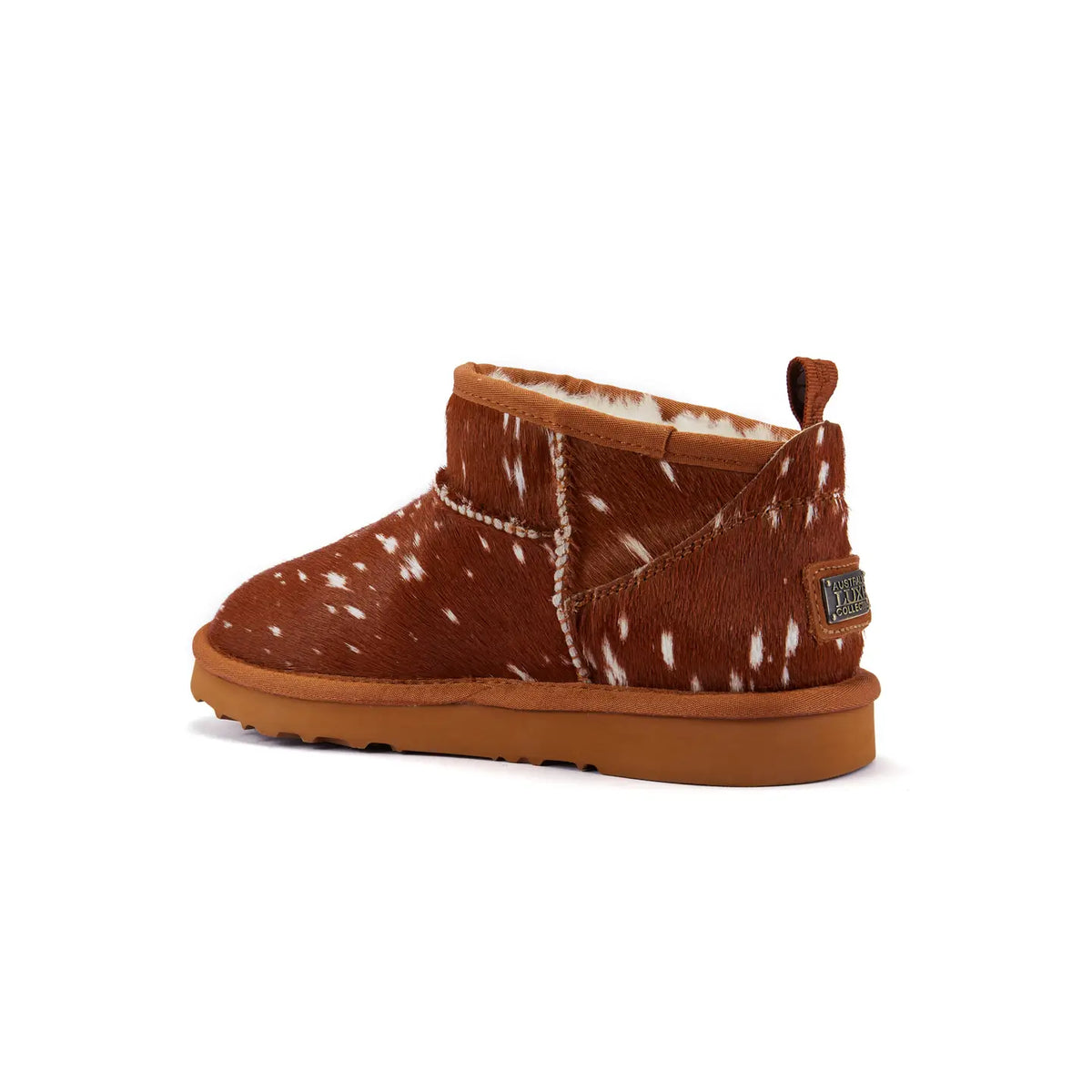 VEOBELLA Nora, Bambi print ultra-short boot, angle view